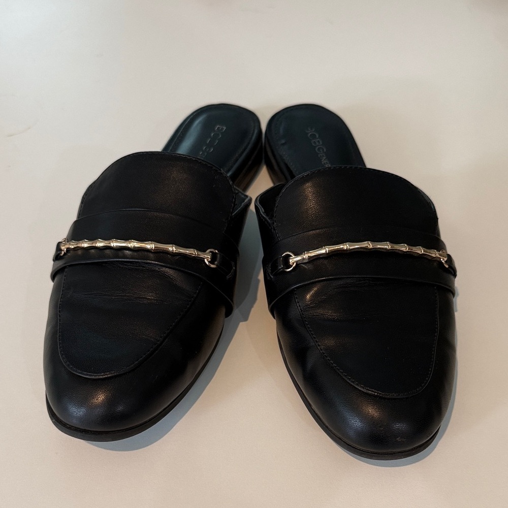 Black Leather Slip-On Loafers with Chain Detail